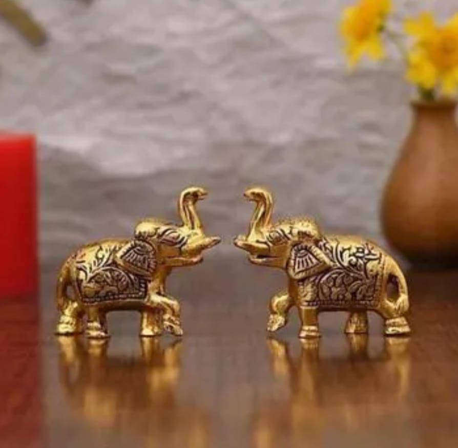 Golden Elephant Statues